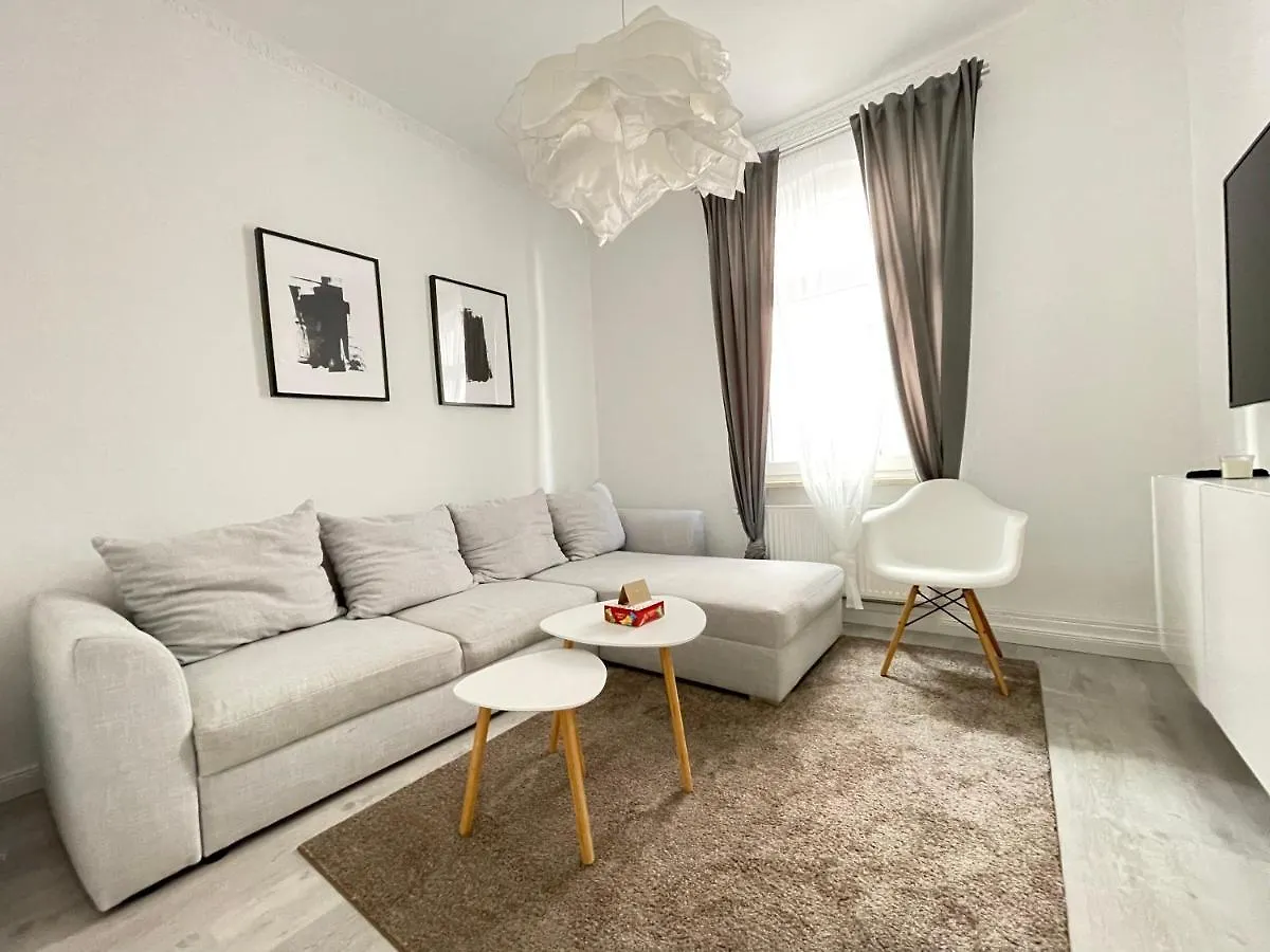 75Qm - 3 Rooms - Free Parking - Mallibase Apartments Hannover